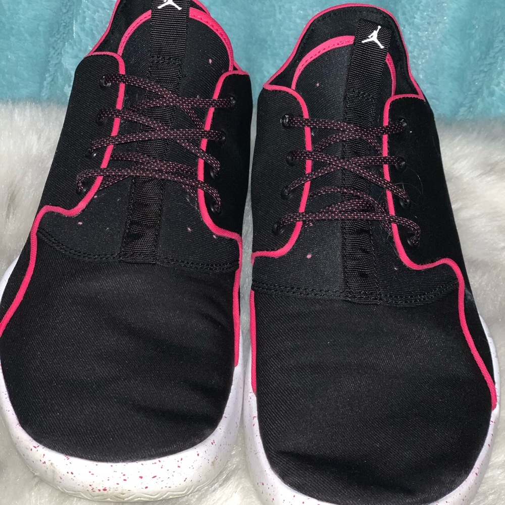 Gently used Jordan Truner